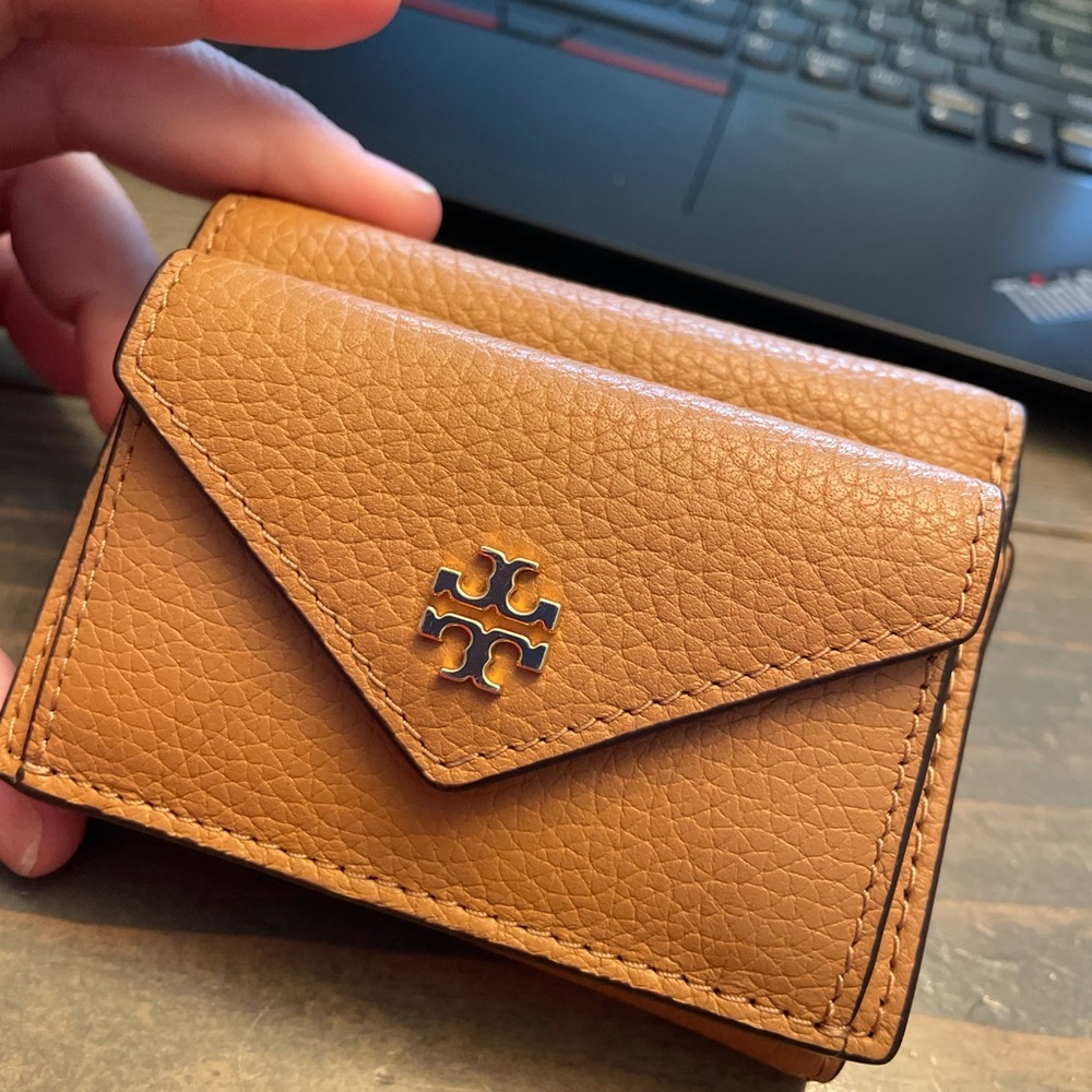 Tory Burch Robinson mini flip wallet